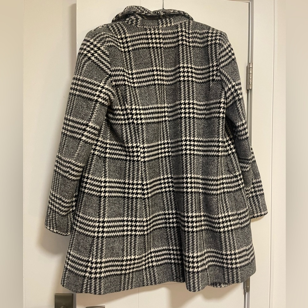 GUESS winter coat - Picture 2 of 4